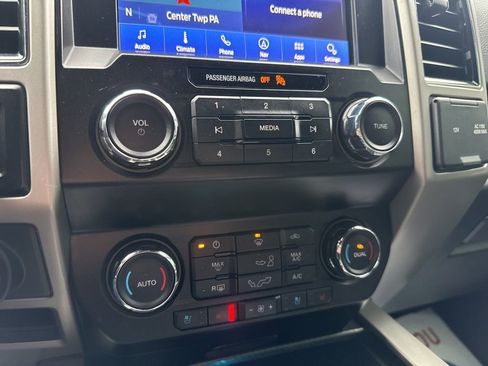 Used 2020 Ford F150 Lariat image 33