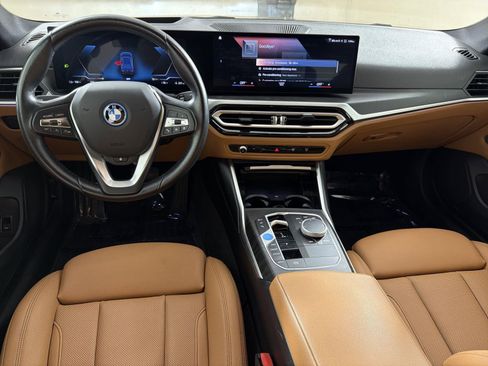 Used 2023 BMW i4 eDrive35 w/ Premium Package image 10