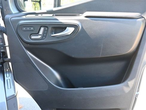 Used 2023 Mercedes-Benz Sprinter 2500 image 20