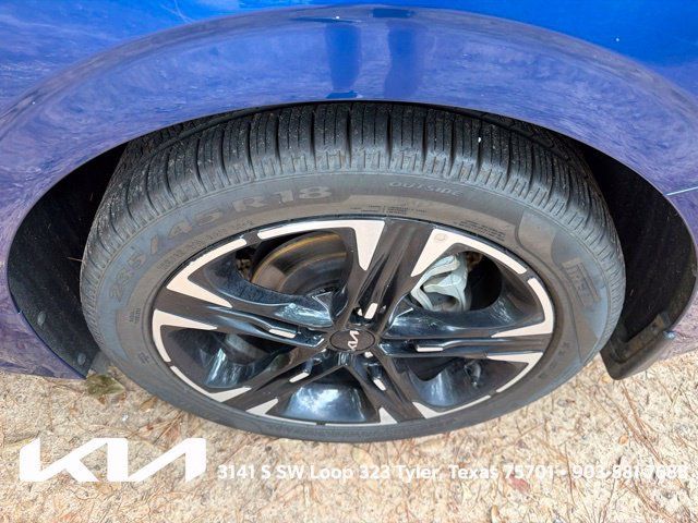 Used 2022 Kia K5 GT-Line FWD image 8