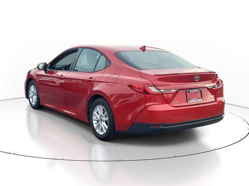 Certified 2025 Toyota Camry LE w/ Convenience Package FWD image 5