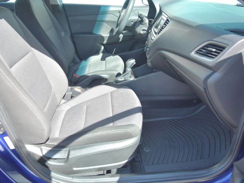 Used 2019 Hyundai Accent SE image 33