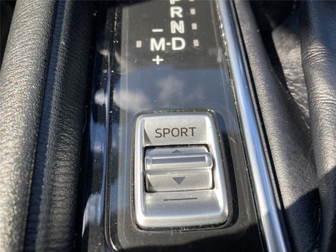 Used 2019 MAZDA CX-5 Touring image 15