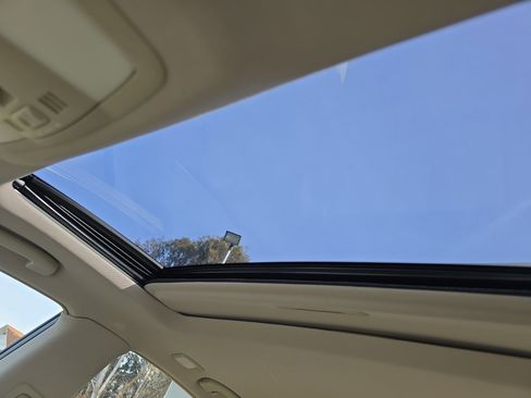 Used 2015 INFINITI QX50 Journey w/ Premium Package image 32