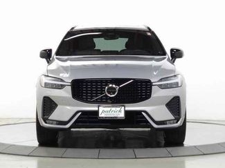 Used 2022 Volvo XC60 B5 R-Design w/ Advanced Package video 2
