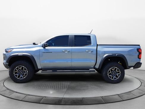 Certified 2024 Chevrolet Colorado ZR2 w/ ZR2 Convenience Package III AWD/4WD image 4