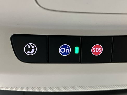 Certified 2024 Buick Envision Sport Touring image 31