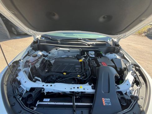 Used 2025 Buick Envista Sport Touring image 30