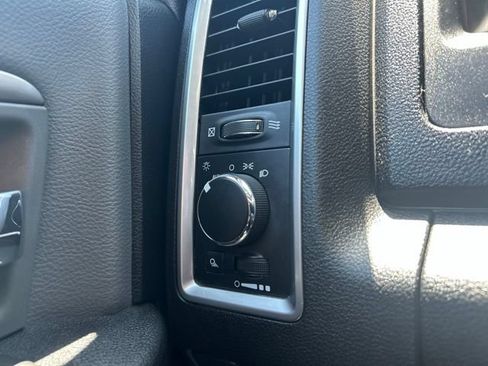 Used 2024 RAM 1500 Classic SLT AWD/4WD image 16