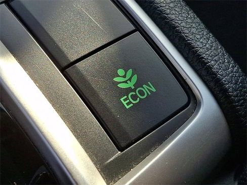 Used 2017 Honda Civic EX-T image 26