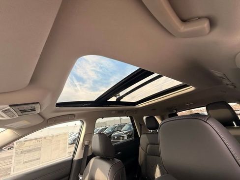 New 2026 Nissan Pathfinder Platinum w/ Cargo Package image 14