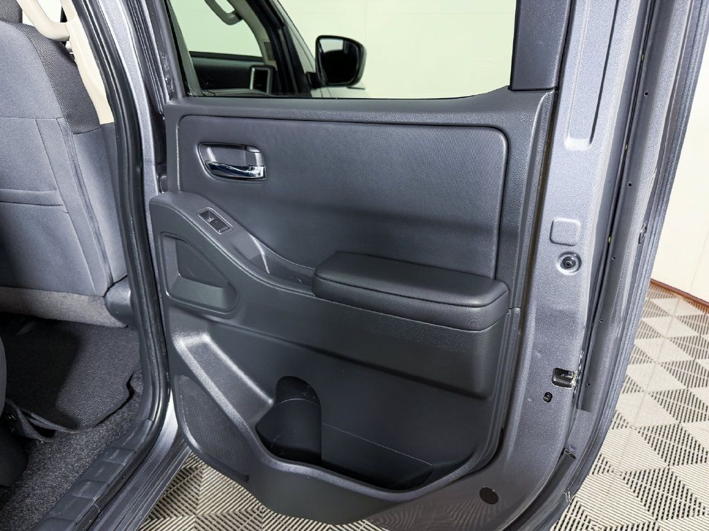 Certified 2024 Nissan Frontier SV w/ Technology Package AWD/4WD image 47