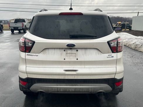 Used 2018 Ford Escape SE image 4