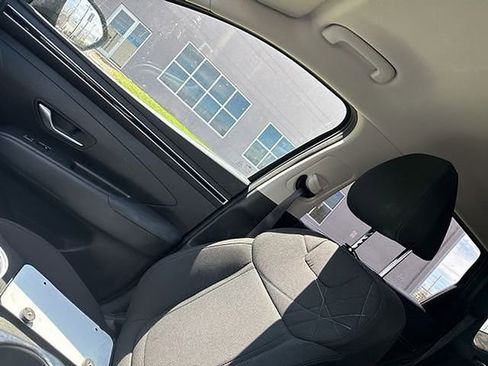 Used 2022 Hyundai Tucson Blue image 16