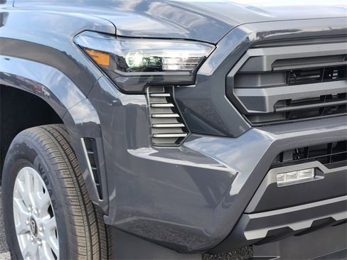 New 2026 Toyota Tacoma SR5 image 6