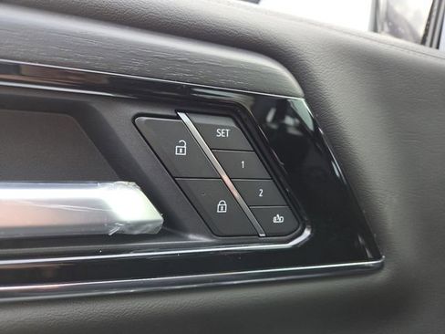 New 2026 GMC Yukon XL Denali w/ Sun & Power Step Package image 12