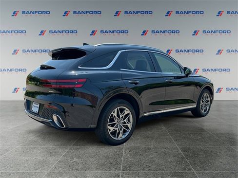 Used 2024 Genesis GV70 2.5T image 5