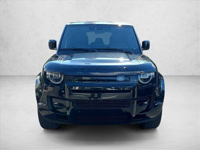 New 2026 Land Rover Defender 110 X-Dynamic SE AWD/4WD image 2