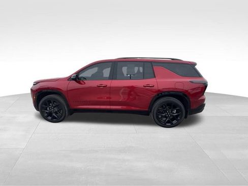 Certified 2025 Chevrolet Traverse RS w/ LPO, Floor Liner Package image 6