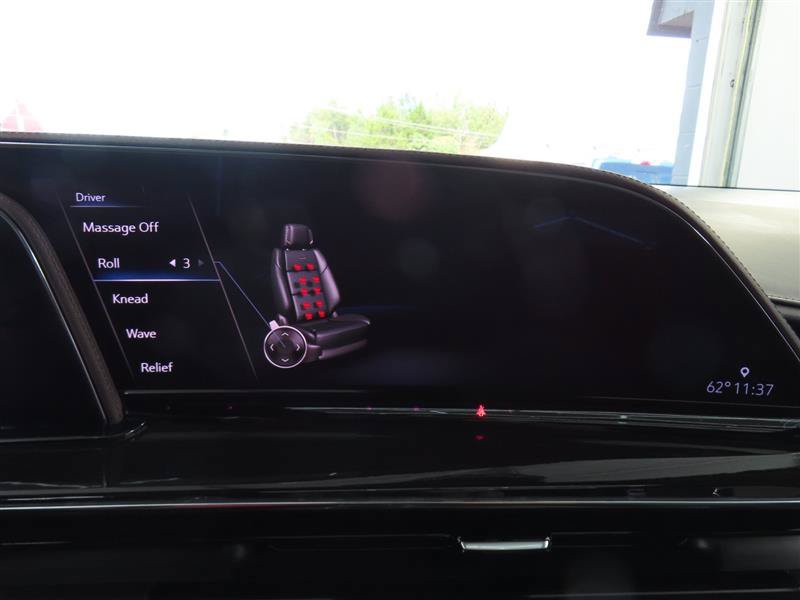 Used 2022 Cadillac Escalade Sport Platinum AWD/4WD image 33