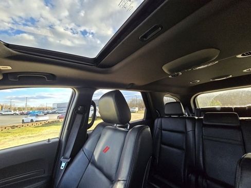 Used 2024 Dodge Durango GT image 10