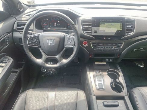 Used 2022 Honda Pilot TrailSport image 12