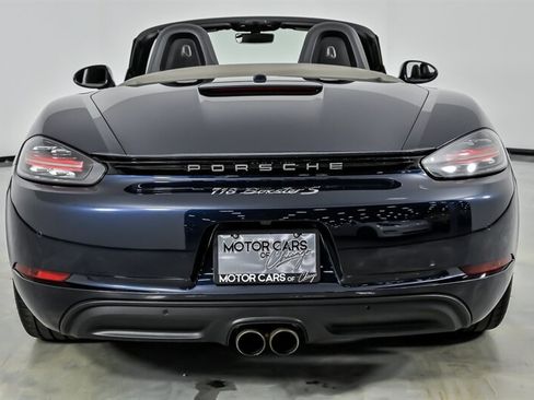 Used 2018 Porsche 718 Boxster S RWD image 8
