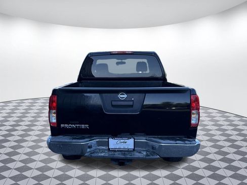 Used 2015 Nissan Frontier S image 4