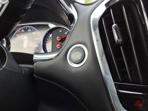 Used 2023 Chevrolet Traverse Premier image 26