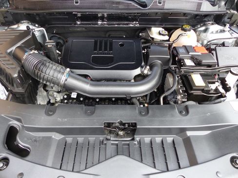 Used 2025 Chevrolet Blazer LT w/ Redline Edition image 36