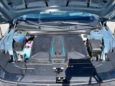 Used 2023 Hyundai Ioniq 5 Limited w/ Cargo Package image 32