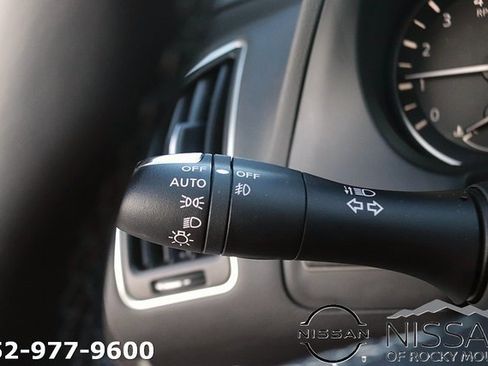 Used 2023 INFINITI Q50 Luxe w/ Cargo Package image 24