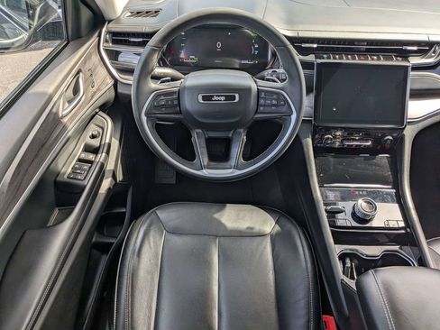 Used 2022 Jeep Grand Cherokee Limited 4xe AWD/4WD image 17
