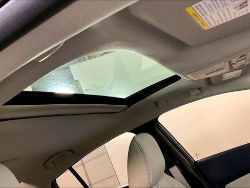 New 2026 Nissan Sentra SL w/ Floor Mat Package image 25