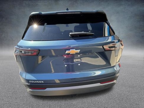 New 2026 Chevrolet Equinox LT image 10