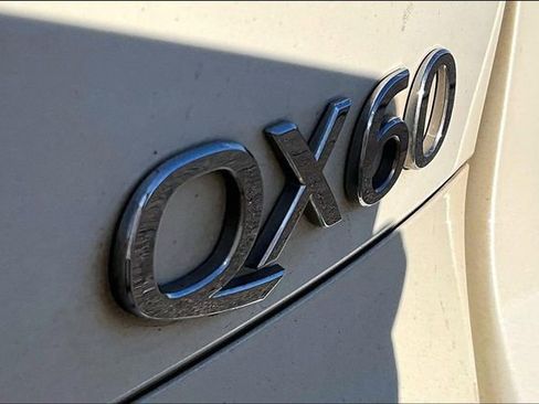 Used 2019 INFINITI QX60 Luxe w/ Sensory Package image 8