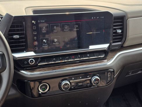 Used 2023 GMC Sierra 1500 SLE image 26