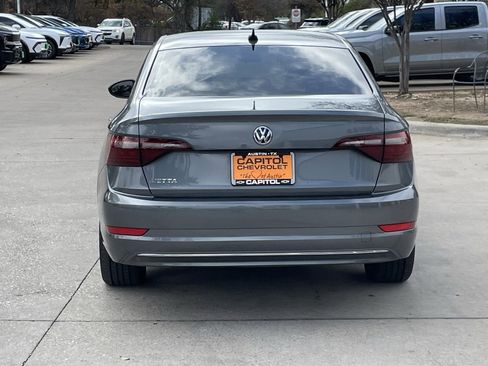 Used 2020 Volkswagen Jetta S image 5