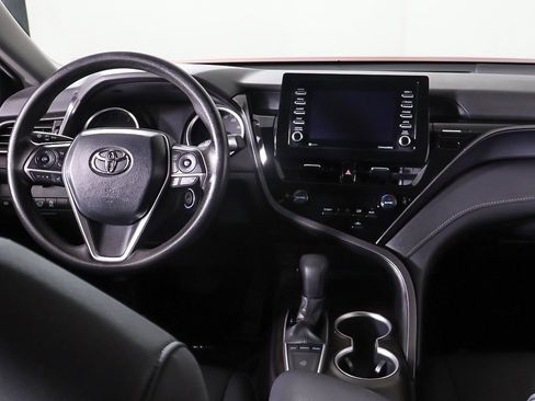 Used 2024 Toyota Camry LE image 27