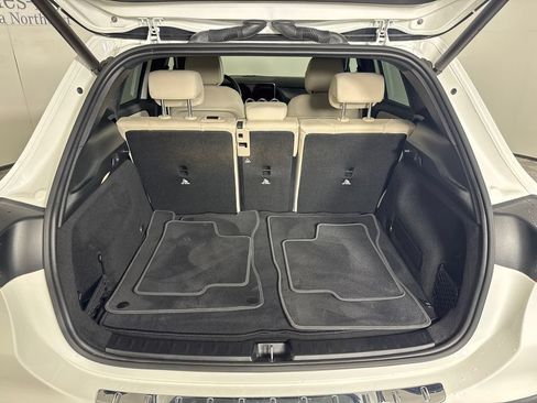 Used 2023 Mercedes-Benz GLA 250 w/ Premium Package image 18