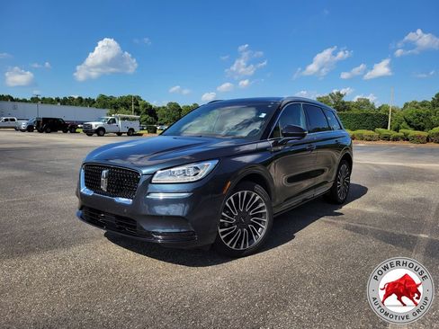 Used 2021 Lincoln Corsair Reserve w/ Equipment Group 201A AWD/4WD image 1