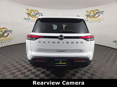 Used 2025 Nissan Pathfinder SV image 7