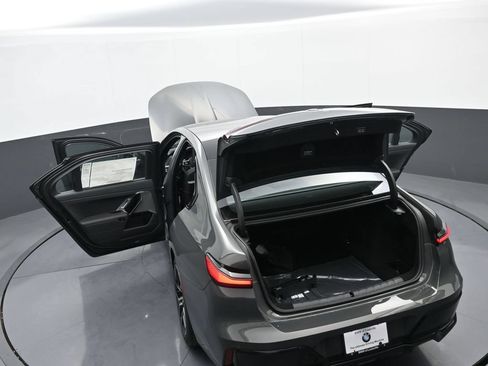 New 2026 BMW 750e xDrive AWD/4WD image 44