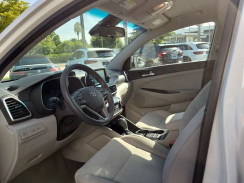 Used 2021 Hyundai Tucson SE FWD image 13