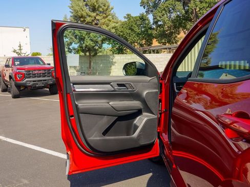 Used 2026 GMC Terrain Elevation image 20