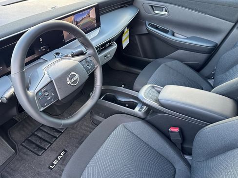 New 2026 Nissan Leaf w/ Illuminated Package image 7