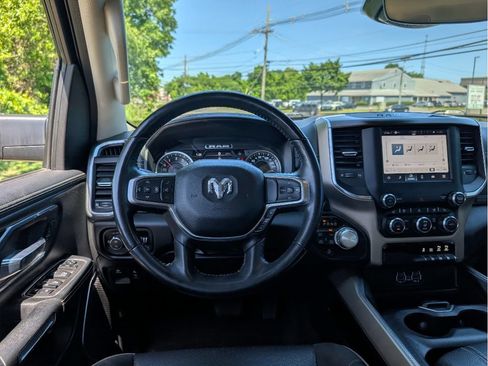 Used 2022 RAM 1500 Laramie AWD/4WD image 32