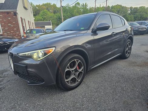 Used 2018 Alfa Romeo Stelvio Sport w/ Quick Order Package 22J Sport image 7