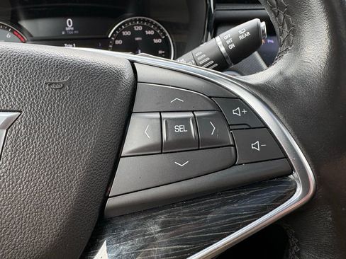 Used 2020 Cadillac XT5 Premium Luxury image 20