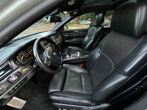 Used 2013 BMW 750Li 750Li Sedan 4D image 9